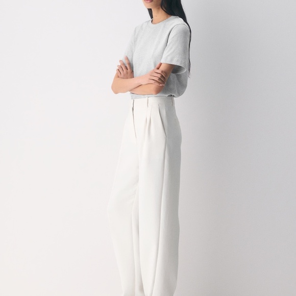 Aritzia Pants - Picture 2 of 4